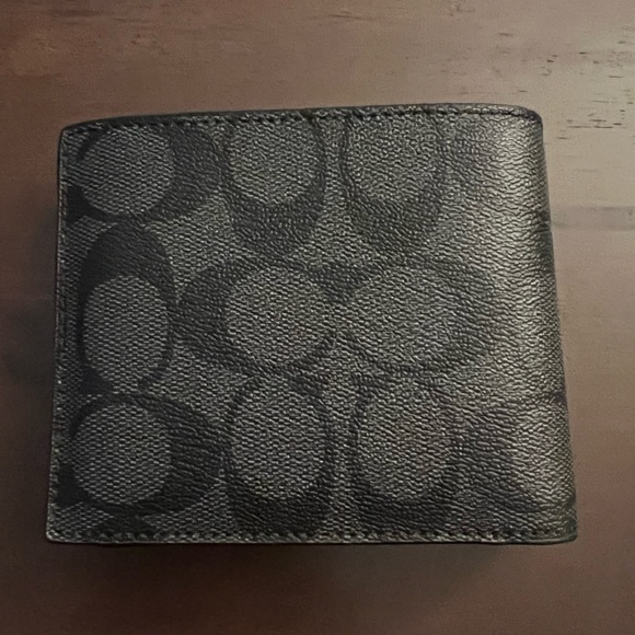 3 in 1 Retro Coach Leather Men’s wallet! Brand new with TAGS! - Picture 12 of 15